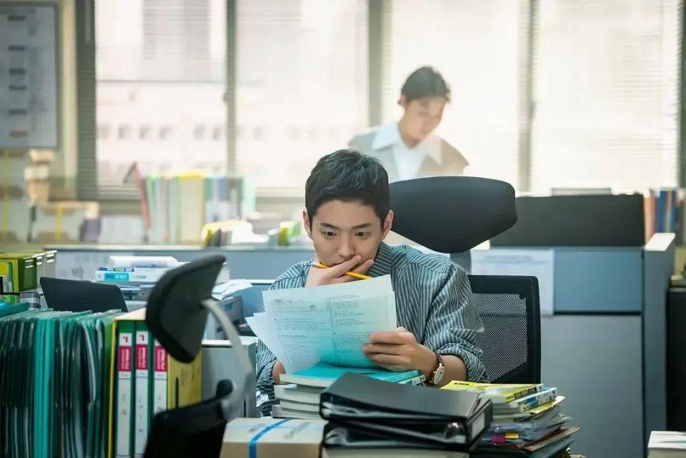 个险行业转型困境_保险代理人资格考取消_用经济学分析保险