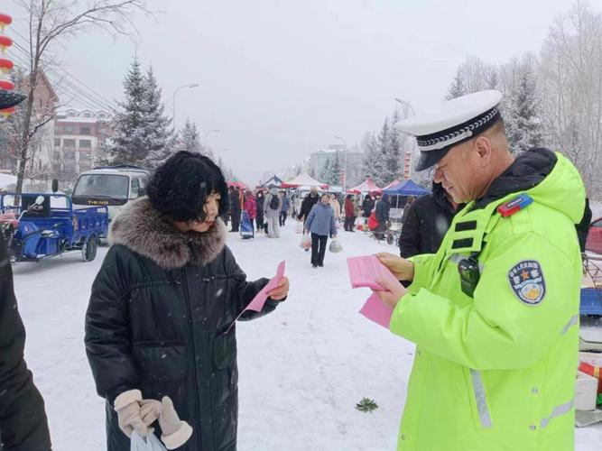 池北交巡警大队校园交通安全体验课_长白山活动_长白山全国交通安全日宣传