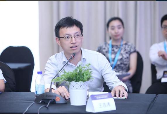 爱钱帮怎么样_第五届财经峰会 互联网金融典范企业 爱钱帮CEO王吉涛